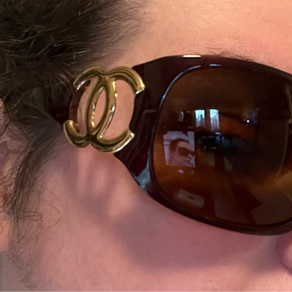 Authentic CHANEL Sunglasses Brown/Dark Red and Gold Logo Model 6014 - Picture 14 of 14